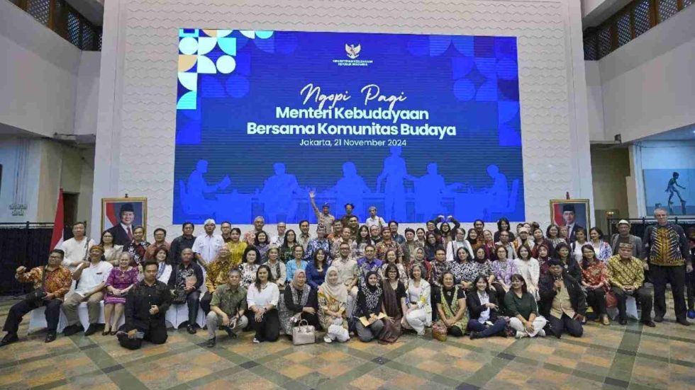 Ngopi Pagi Menteri Kebudayaan bersama Komunitas Budaya dan Asosiasi Profesi